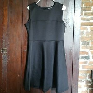 LIKE NEW! Black Daisy Fuentes Skater Dress, Size L